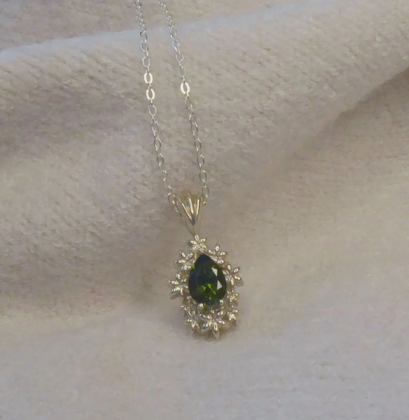 Fleur Green Tourmaline Pendant in Recycled Silver