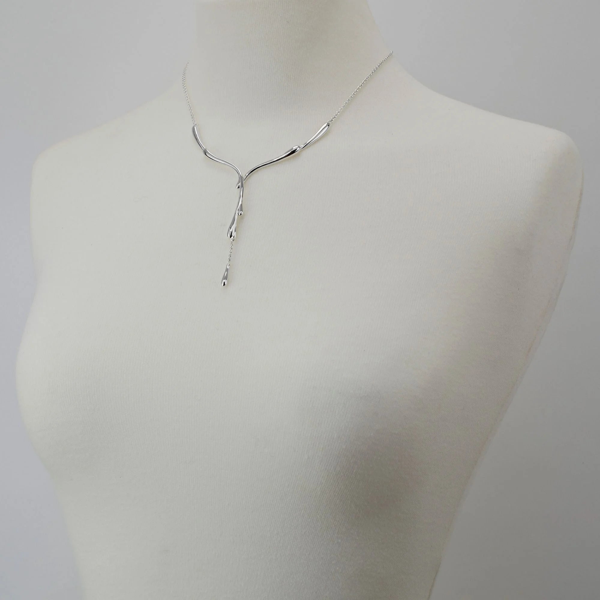 Dripping Silver Necklace