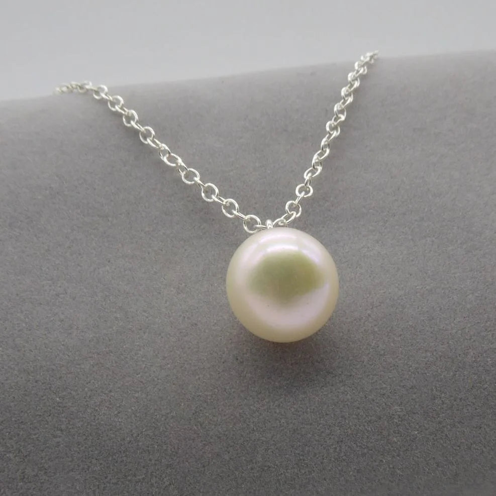 Single White Pearl Pendant On Silver Chain