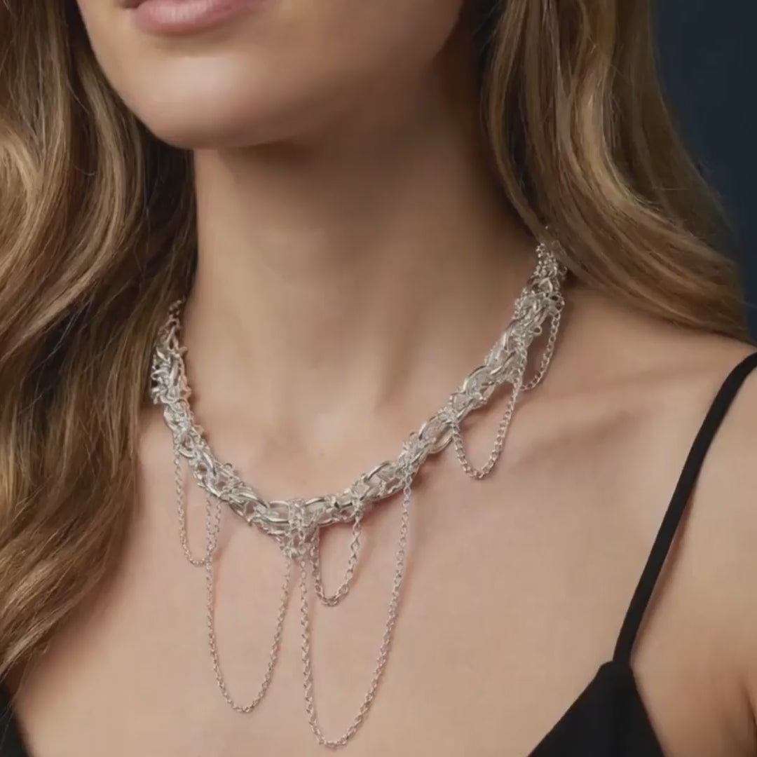 chain-reaction-chunky-multi-chain-silver-necklace-model-video.mp4