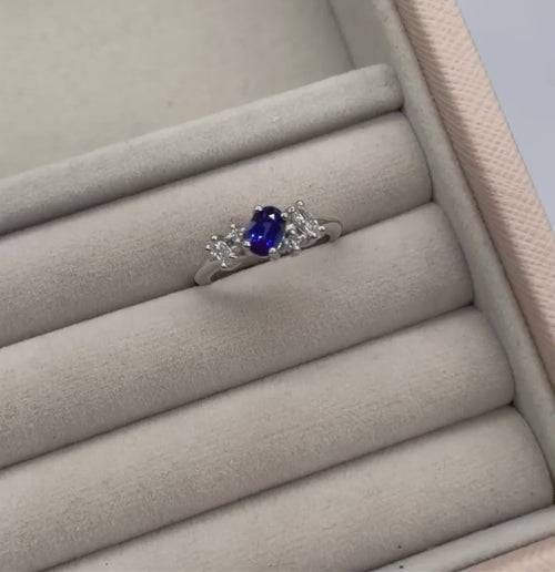 Video of the Atlantis Paradise blue sapphire and diamond asymmetric cluster engagement ring in platinum or 18ct recycled white gold — handmade in London by Nude Jewellery