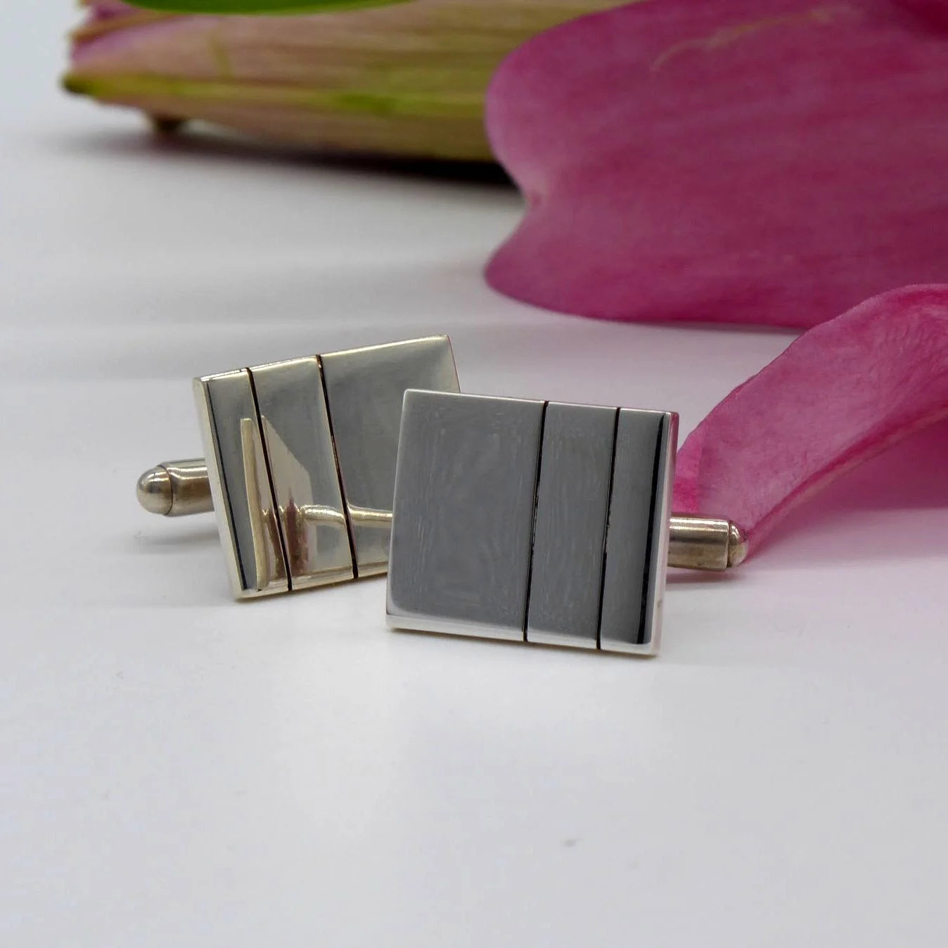 The Solis Linear Cufflinks | Polished Recycled Silver